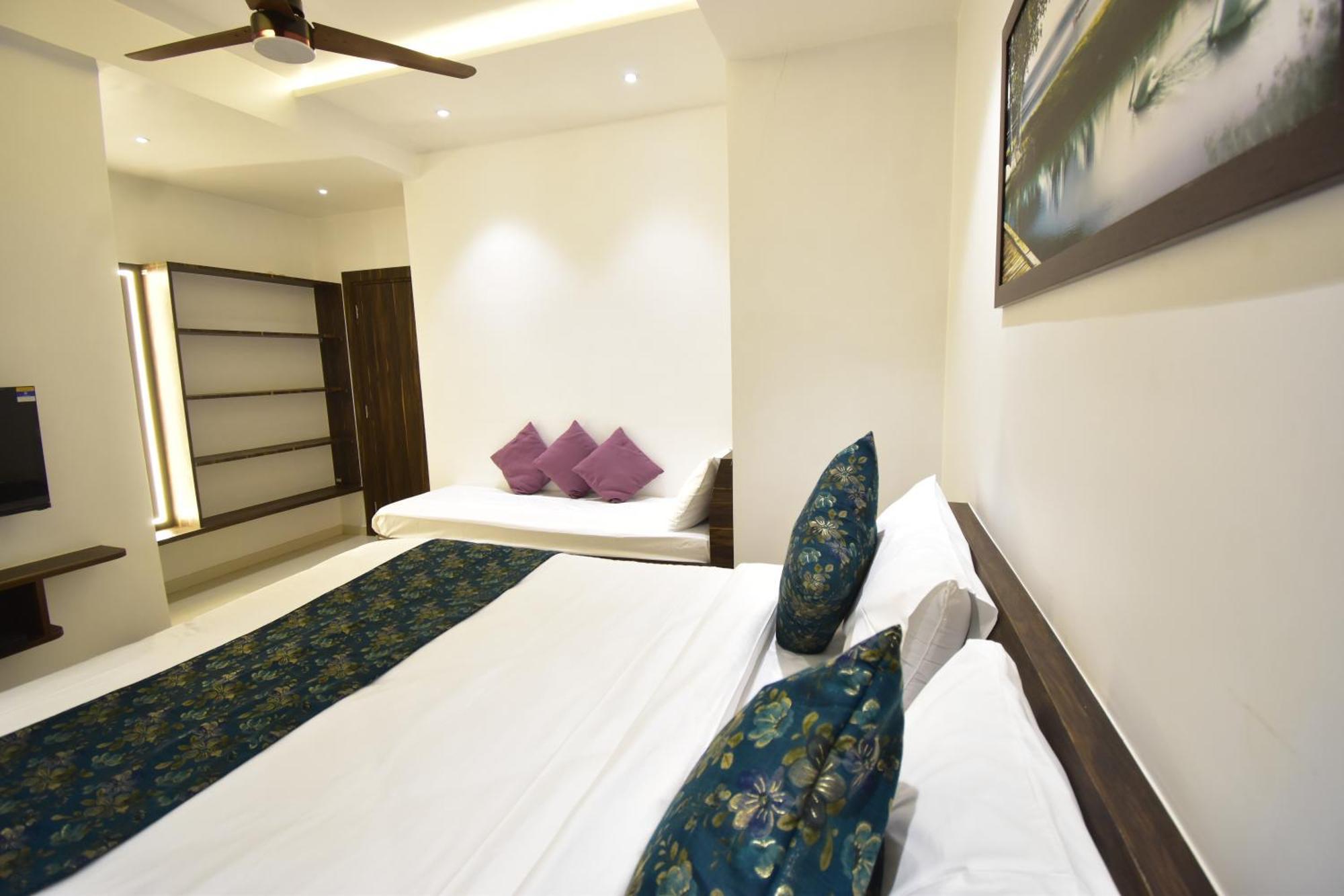 Urban Nest Hotel - Mumbai — Photos 1